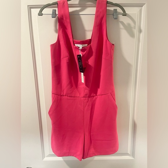 Trina Turk Womens Sleeveless High Rise Flat Front Romper Candy Pink Size 4 - Picture 2 of 6